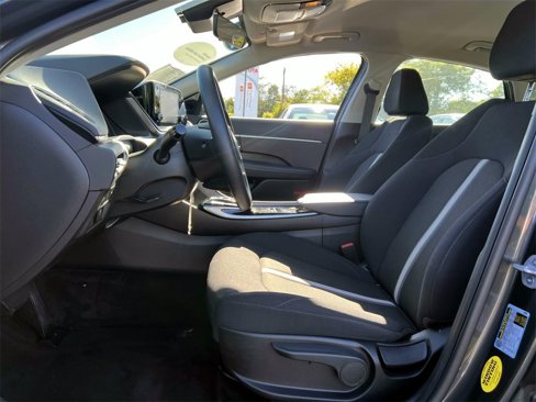 Used 2023 Hyundai Sonata SE image 9