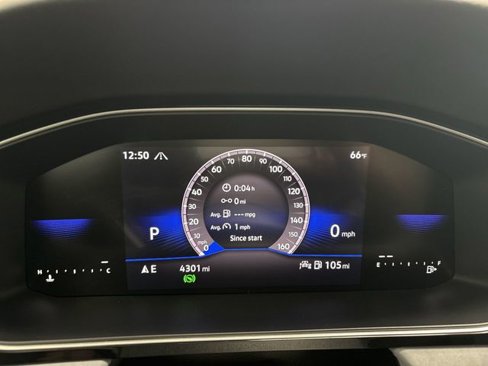 Used 2025 Volkswagen Jetta SE image 20