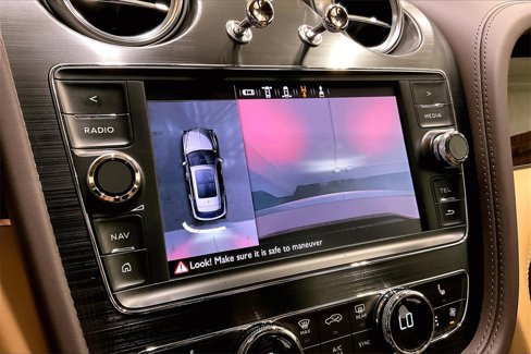 Used 2019 Bentley Bentayga image 25