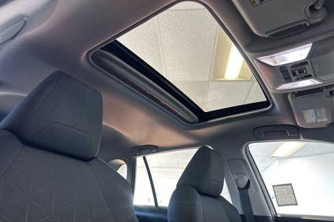 Certified 2022 Toyota RAV4 XLE image 25