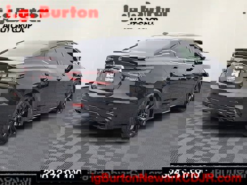 Used 2019 Nissan Maxima SR w/ Premium Package image 6