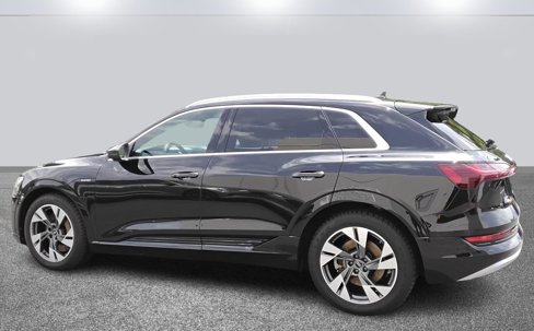 Used 2022 Audi e-tron Premium Plus w/ Premium Plus Package image 6