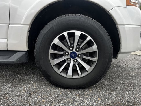 Used 2016 Ford Expedition EL XLT w/ Equipment Group 202A image 30
