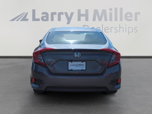 Used 2016 Honda Civic EX image 4