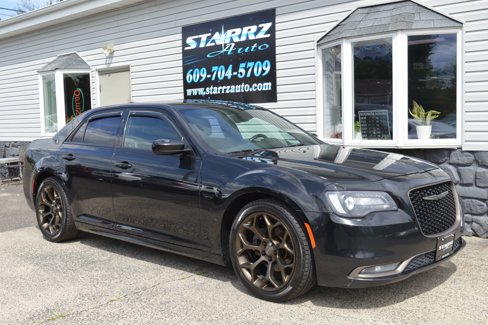 Used 2016 Chrysler 300 S image 7