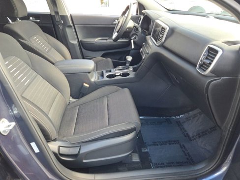 Used 2020 Kia Sportage LX w/ LX Popular Package image 6