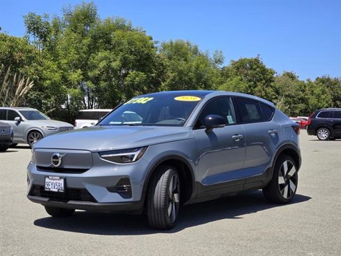 Certified 2023 Volvo C40 P8 Recharge Ultimate image 8