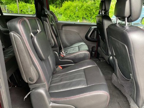 Used 2019 Dodge Grand Caravan GT image 20
