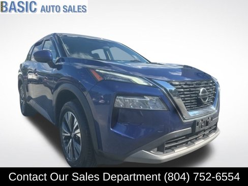 Used 2021 Nissan Rogue SV image 3