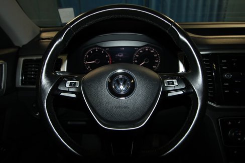 Used 2019 Volkswagen Atlas SEL image 12