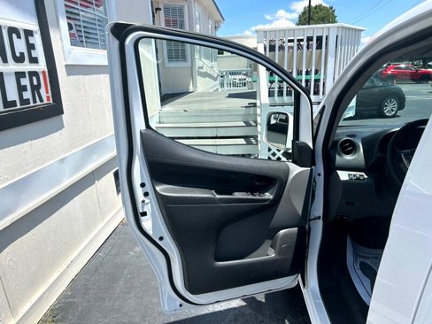Used 2021 Nissan NV200 SV w/ Back Door Glass Package image 8