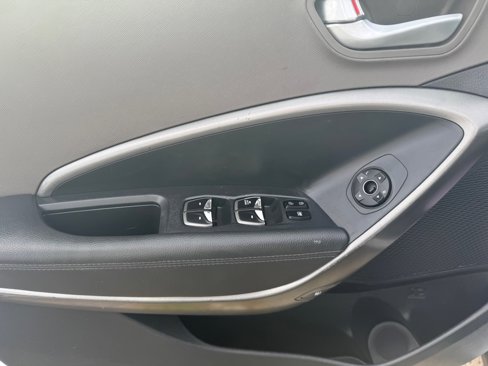 Used 2018 Hyundai Santa Fe Sport image 20