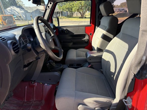 Used 2009 Jeep Wrangler Rubicon w/ Dual Top Group image 13