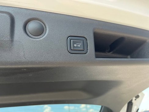Used 2024 Chevrolet Equinox LT image 25