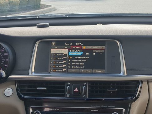 Used 2016 Kia Optima EX w/ Premium Package image 16