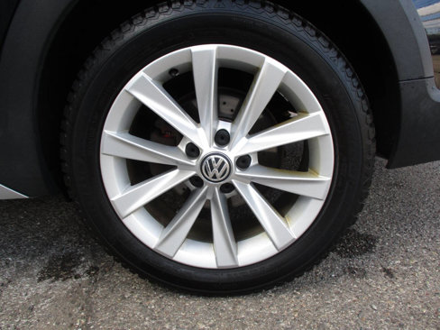 Used 2019 Volkswagen Golf Alltrack S image 85