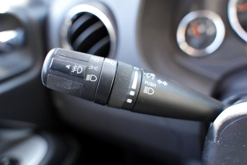 Used 2014 Jeep Compass Latitude w/ Sun/Sound Group image 35