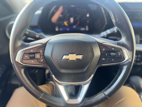 Used 2024 Chevrolet Trax LT w/ Driver Confidence Package image 11