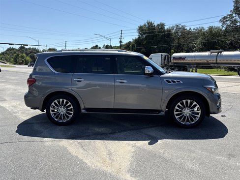 Used 2017 INFINITI QX80 2WD w/ Deluxe Technology Package image 6