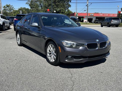 Used 2016 BMW 320i Sedan image 5