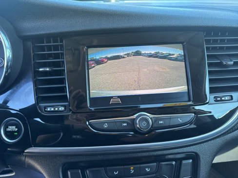 Used 2022 Buick Encore Preferred w/ Safety Package image 15
