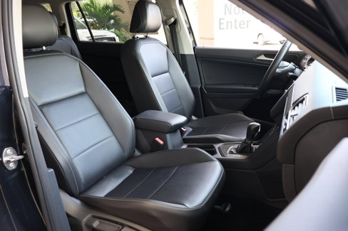 Used 2021 Volkswagen Tiguan SE image 22