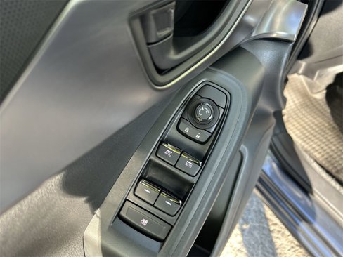 Certified 2025 Subaru Impreza 2.0i image 16