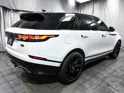 Used 2023 Land Rover Range Rover Velar R-Dynamic S image 6