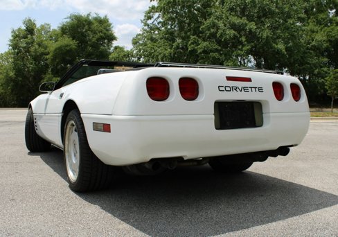 Used 1991 Chevrolet Corvette Convertible image 10