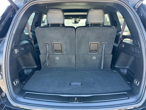 Used 2023 Jeep Grand Cherokee L Laredo image 9