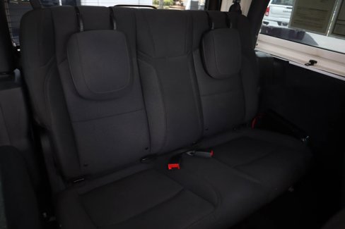 Used 2022 Jeep Wrangler Sport image 27