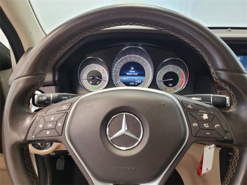 Used 2014 Mercedes-Benz GLK 250 BlueTEC 4MATIC image 24