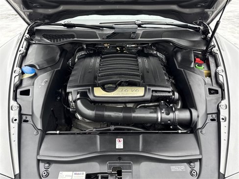 Used 2011 Porsche Cayenne image 27