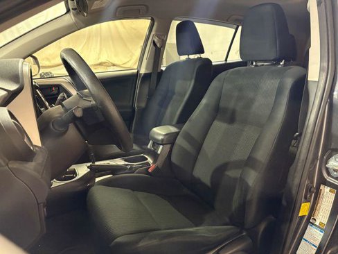 Certified 2018 Toyota RAV4 LE w/ All Weather Liner Package image 18