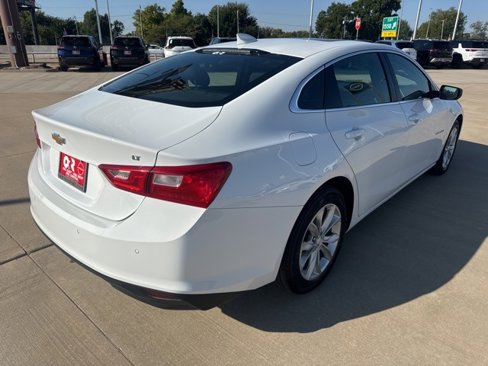 Used 2024 Chevrolet Malibu LT image 5
