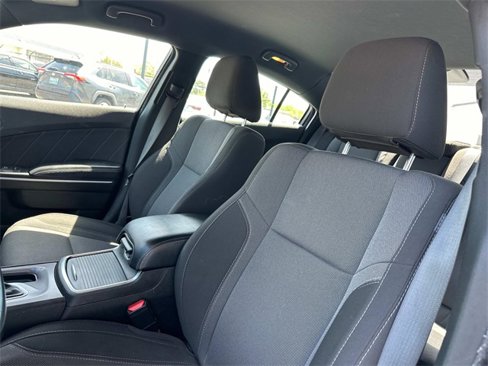 Used 2022 Dodge Charger SXT image 5