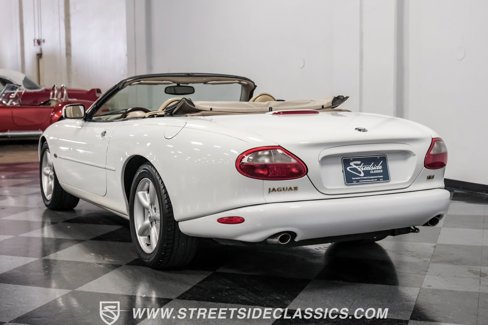 Used 1998 Jaguar XK8 Convertible image 9