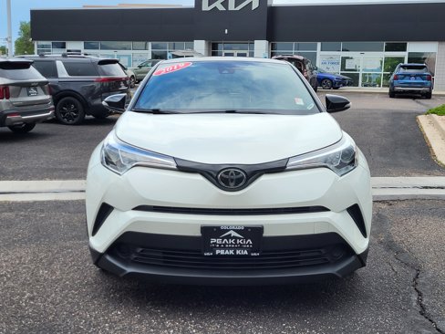 Used 2019 Toyota C-HR XLE image 6