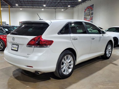 Used 2013 Toyota Venza XLE image 9