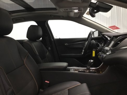 Used 2014 Chevrolet Impala LT image 24