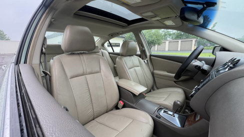 Used 2008 Nissan Altima 3.5 SE w/ Technology Pkg image 27