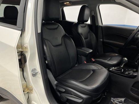 Certified 2018 Jeep Compass Limited w/ Navigation Group image 31