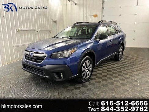 Used 2022 Subaru Outback 2.5i image 1