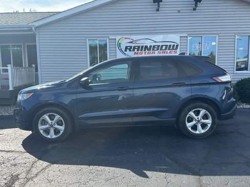 Used 2017 Ford Edge SE image 3