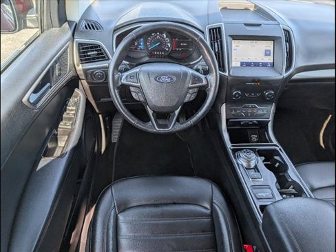 Used 2020 Ford Edge SEL image 10