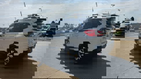 Used 2020 Subaru Ascent Premium w/ Convenience Package image 43