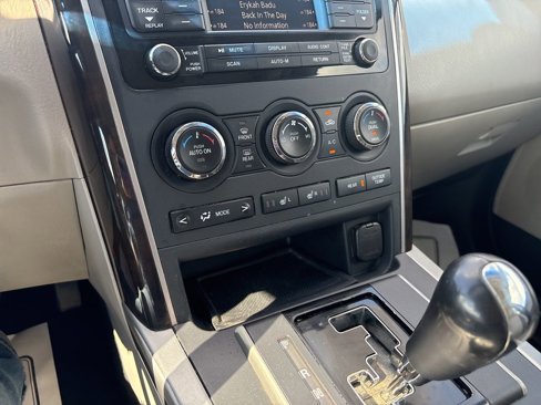 Used 2011 MAZDA CX-9 Grand Touring w/ Moonroof & Bose Audio Pkg image 18