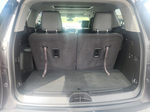 Used 2017 GMC Acadia SLT image 13