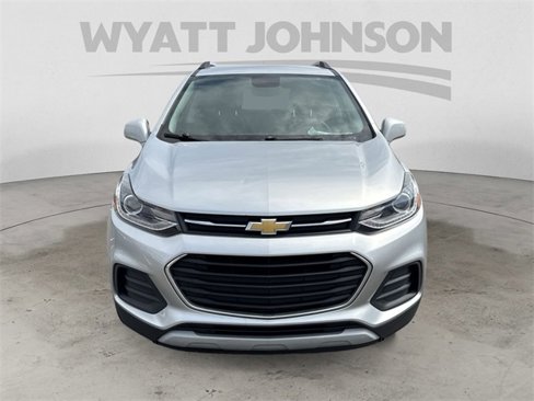 Used 2019 Chevrolet Trax LT w/ LT Convenience Package image 8