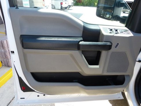 Used 2019 Ford F350 XL w/ Power Equipment Group image 39
